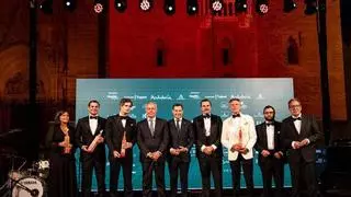 Adelante Andalucía lleva al Parlamento la polémica por la fiesta privada a los pies de la Giralda