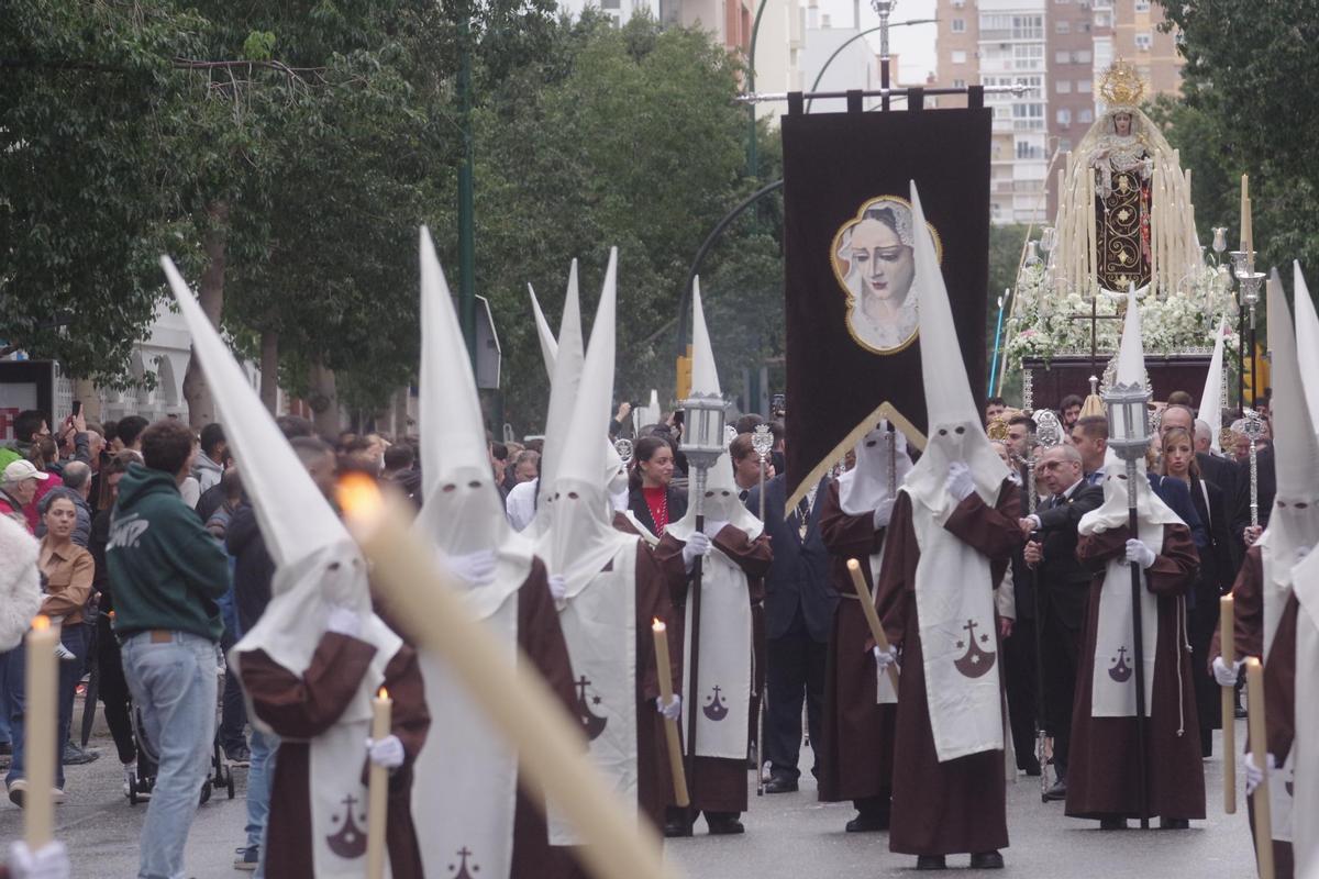 Procesión de la Virgen de las Lágrimas del Carmen de Huelin, en imágenes