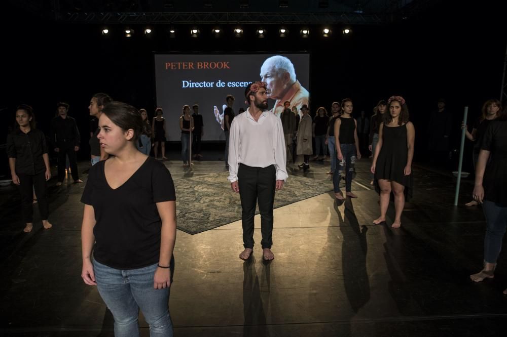 Premios Princesa de Asturias: Encuentro de Peter Brook con los estudiantes de la Escuelas de Arte Dramático