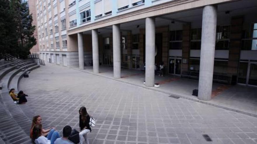 La Facultat de Medicina de la Universitat de Girona, en una imatge d&#039;arxiu.