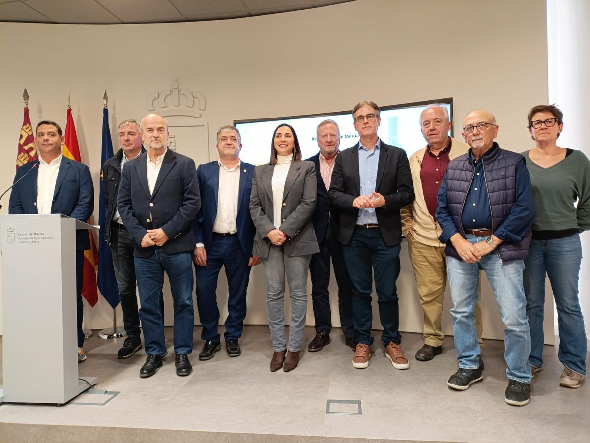 Los representantes de las Denominaciones de Origen Protegido e Indicación Geográfica Protegida de la Región se reunieron ayer con la consejera Sara Rubira.