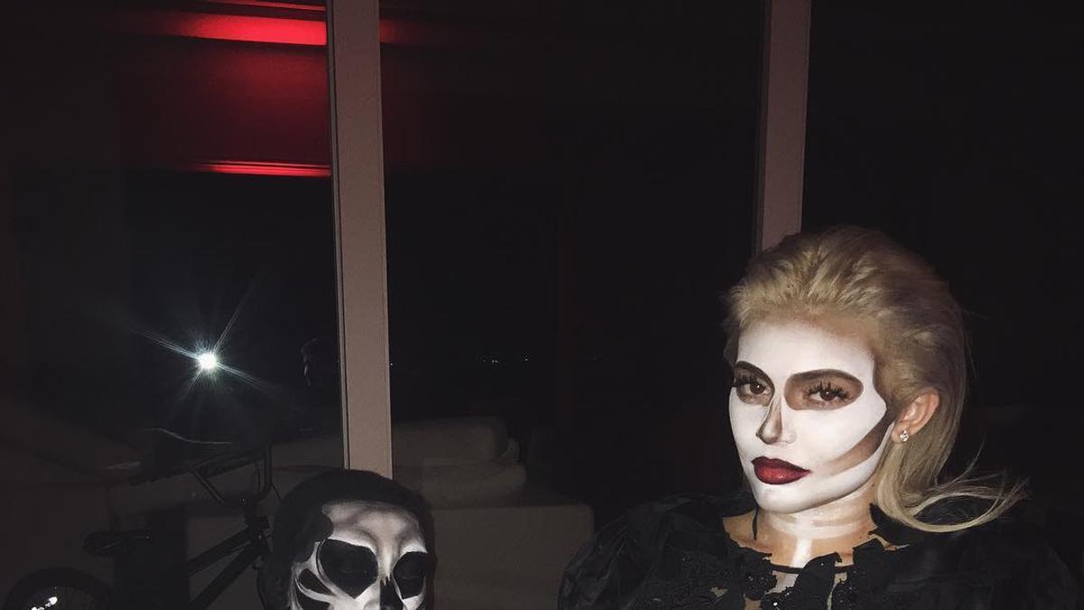 Los famosos se disfrazan en las fiestas 'pre-Halloween'