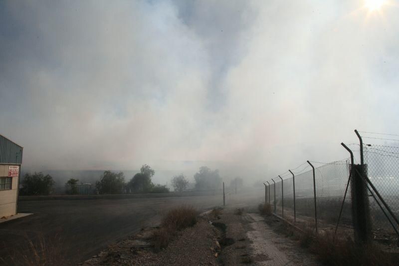 Arde una nave de curtido de pieles en Lorca