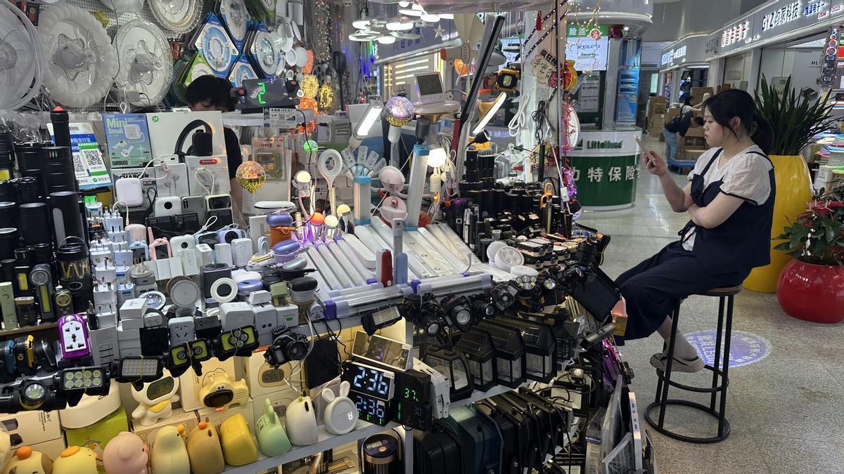Huaqiangbei, el mayor supermercado de la electrónica de China