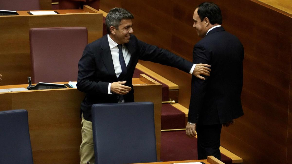 Carlos Mazón y Pérez Llorca, en el último pleno de investidura.