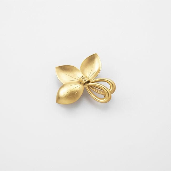 Broche 'Berlin flower'