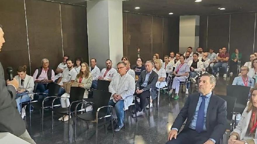 Sanidad apuesta por una reversión &quot;rigurosa, sensata y muy organizada&quot; del Hospital de Dénia