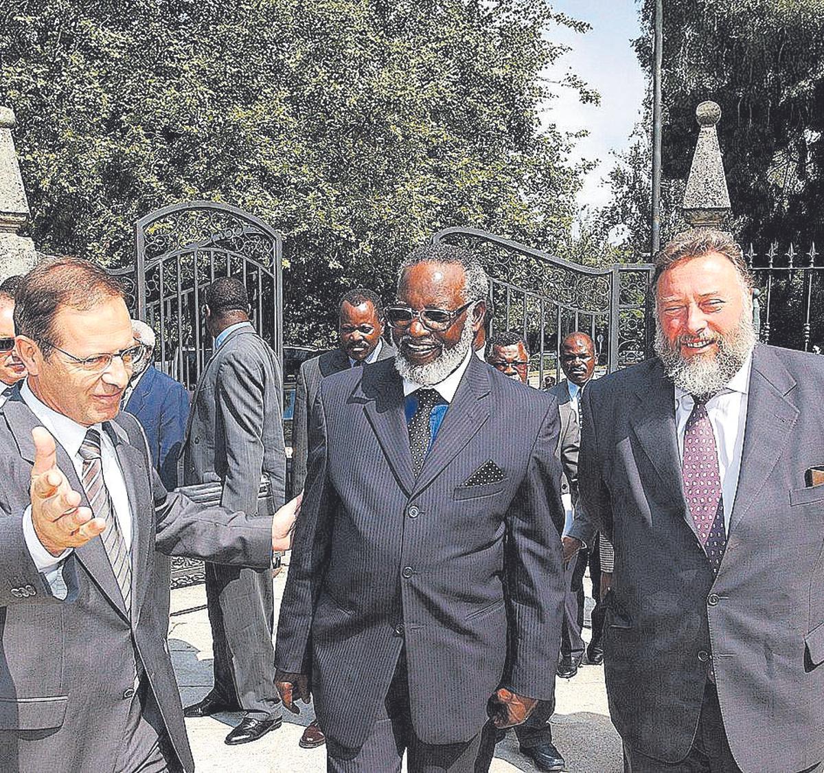 Ventura Pérez Mariño, Nujoma y López Veiga, en Castrelos.