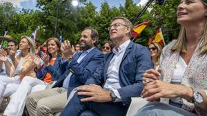 Alberto Núñez Feijóo en un acto con Paco Núñez en Toledo.