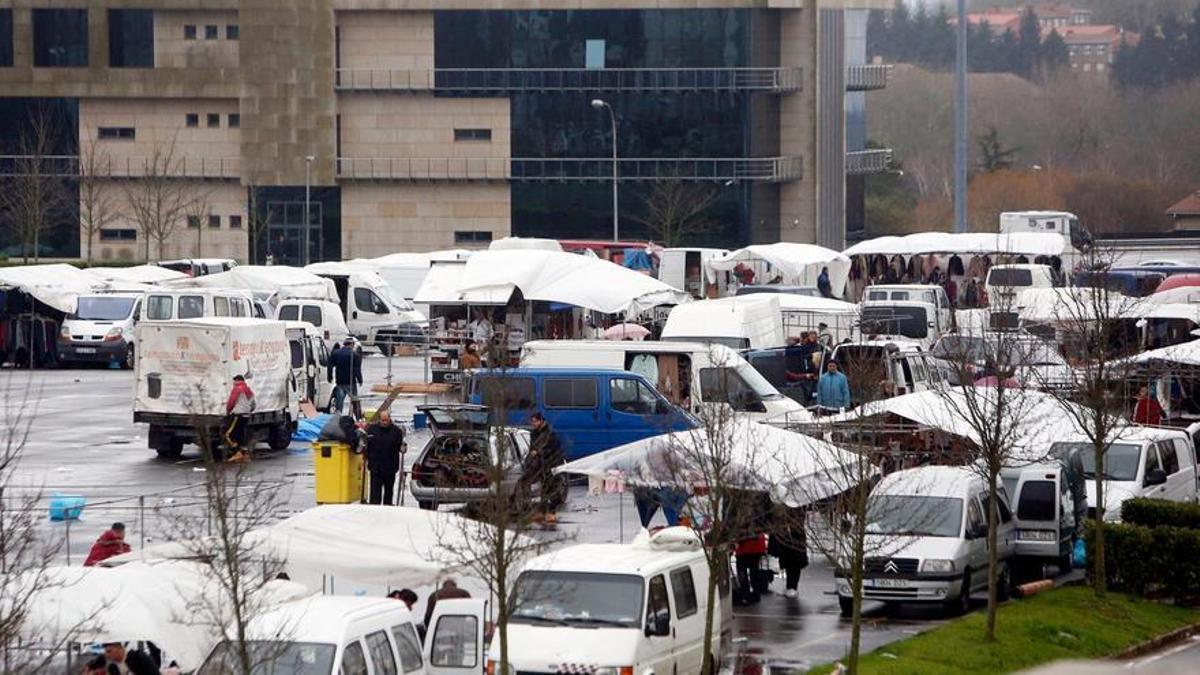 Un día lluvioso con escasos puestos.