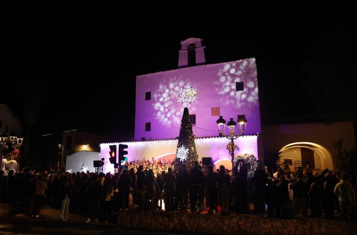 Alumbrado navideño en Sant Josep.