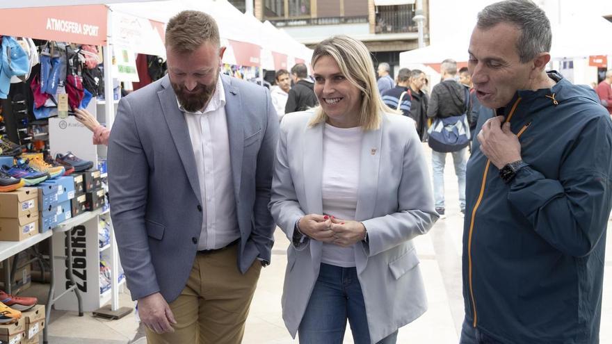 Ambiente festivo y deportivo en la Feria del Corredor como antesala a la Penyagolosa Trails