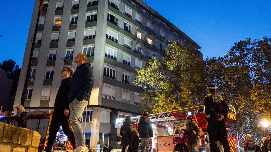 Incendi en un pis de la plaça Onze de Setembre de Manresa