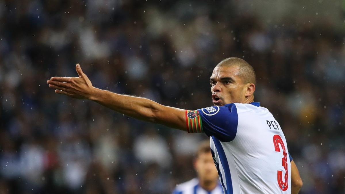 Pepe renueva su contrato con el Oporto una temporada más