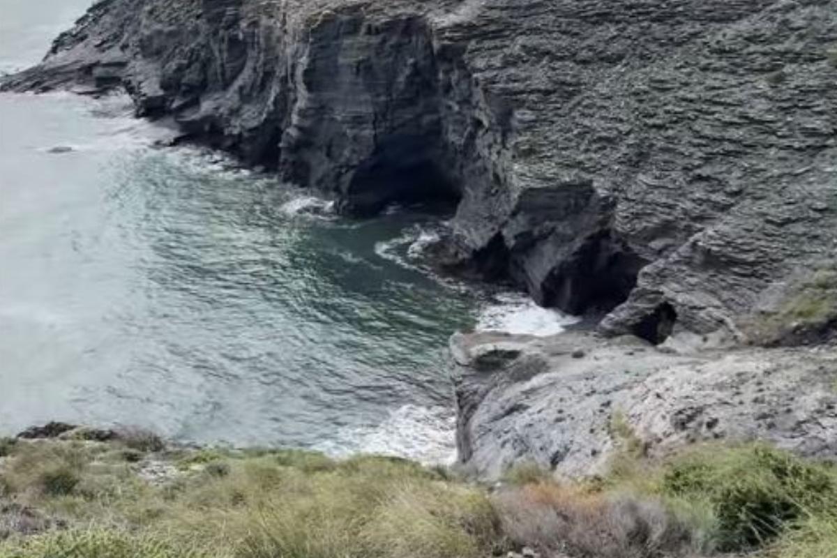 Cala Copón, el recóndito lugar escondido en plena ruta de Cabo de Palos.