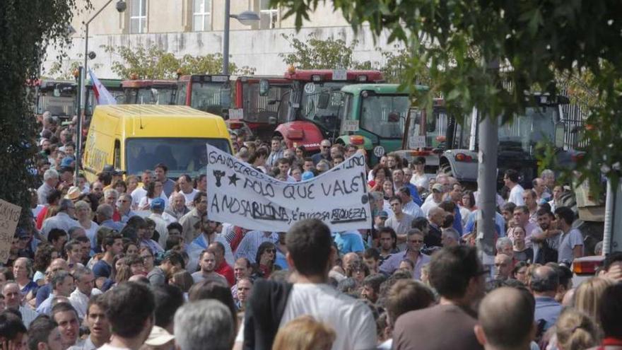 Manifestación de los productores lácteos el pasado septiembre en Santiago.