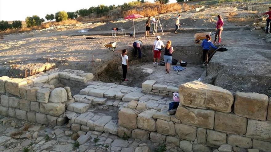 Localizan una nueva vivienda en la manzana oeste del foro romano