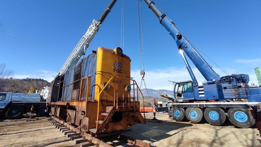 Comença el camí per retornar la locomotora Alstom 705 del carrilet a Guardiola de Berguedà