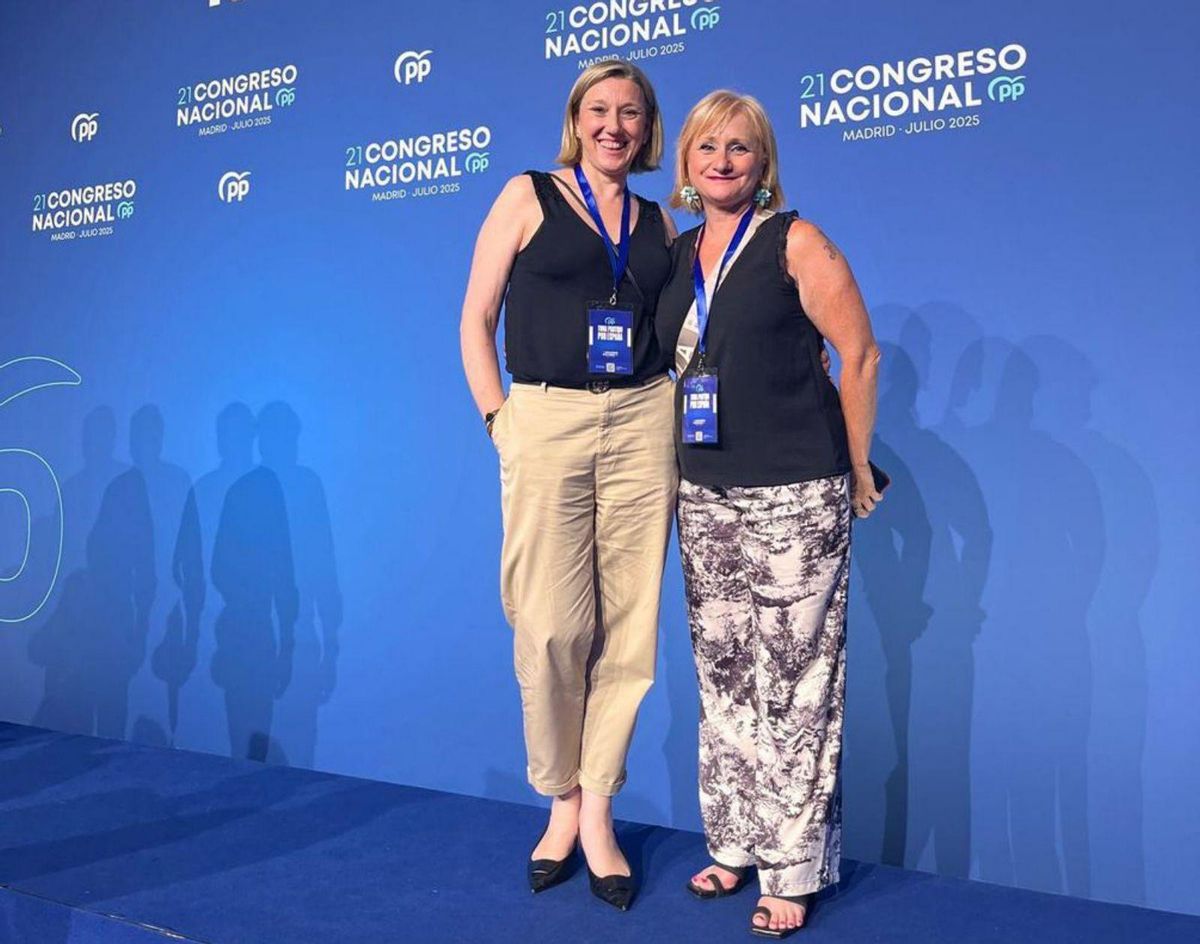 Isabel Blanco y Leticia García, en el Congreso Nacional del PP. | CEDIDA