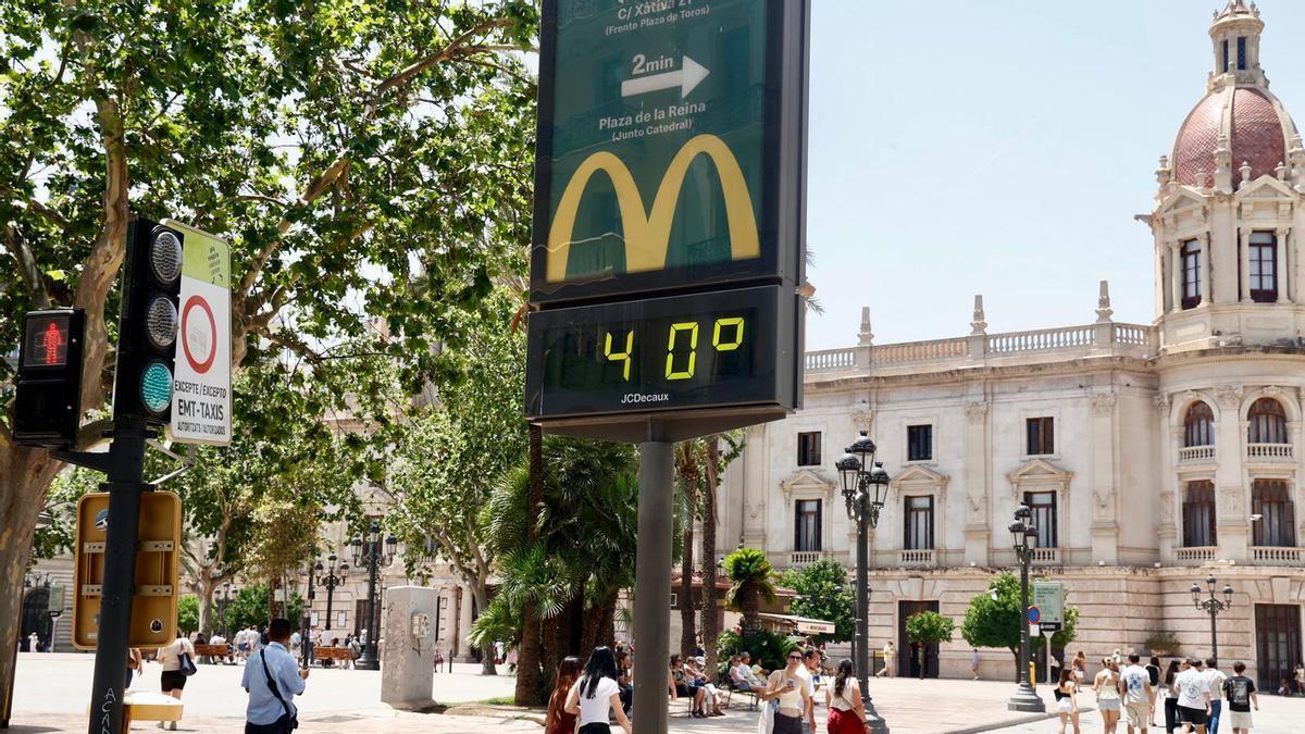 Termómetro con 40 grados en València en plena ola de calor