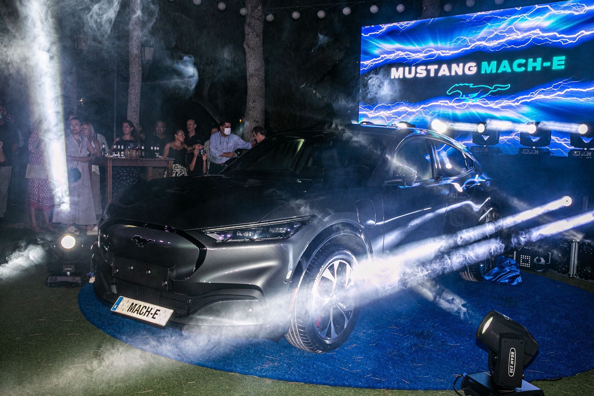 Presentación del Nuevo Ford Mustang presentado por Movilsa en torre de Rejas