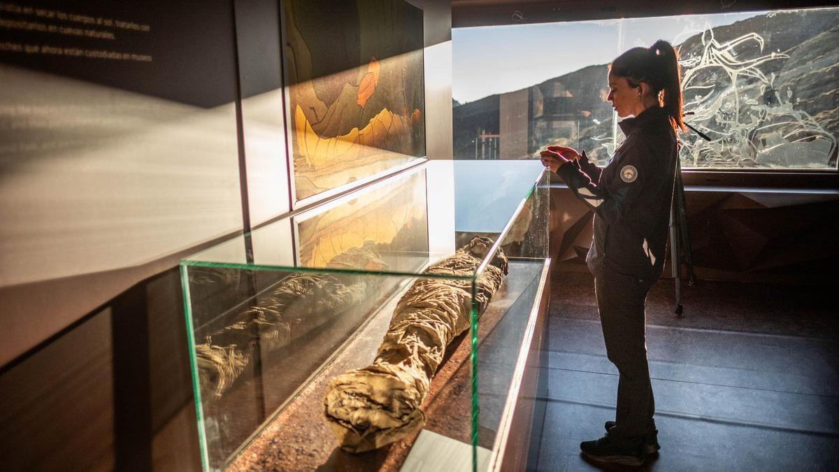 Exposición ‘Ciencia y Leyenda’, ubicada en el Centro de Visitantes de Teleférico del Teide