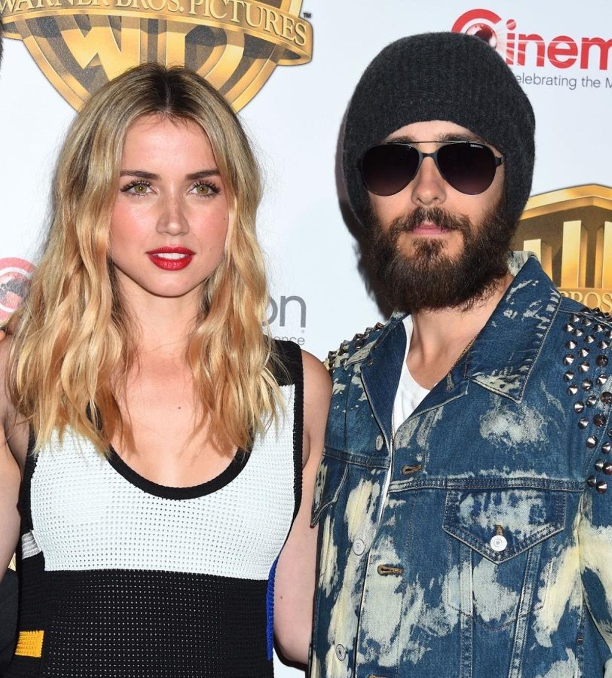 Ana de Armas con Jared Leto