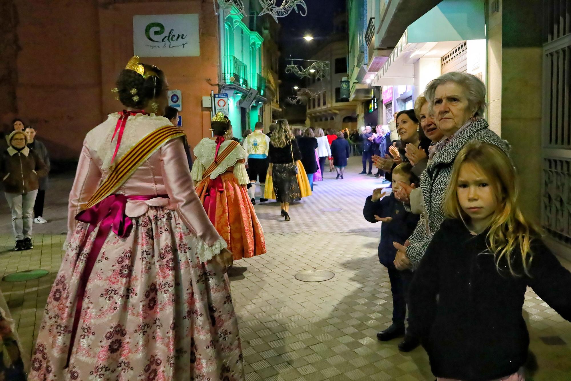 La falla Societat Club 53 celebra sus bodas de oro por todo lo alto