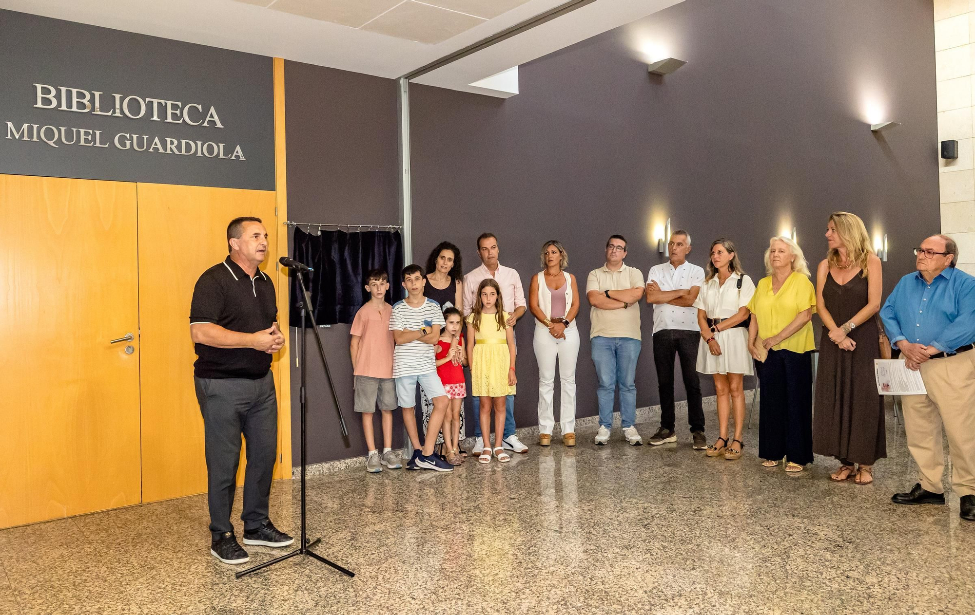 La Nucía da nombre a su Biblioteca Municipal en honor a Miquel Guardiola Fuster