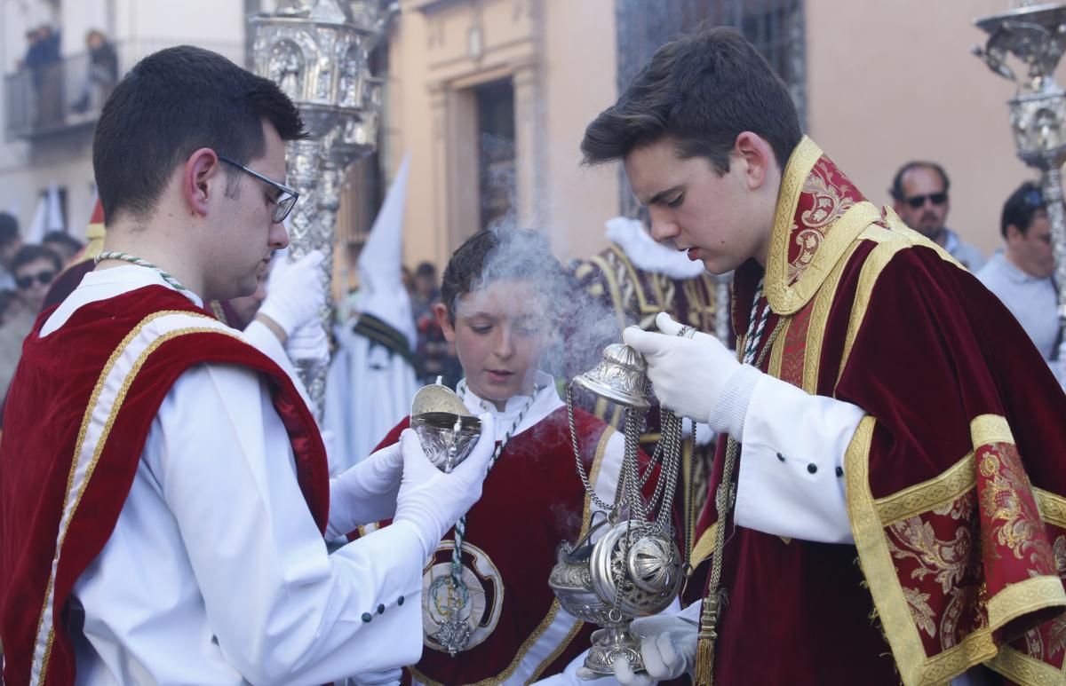 La hermandad de la Paz ha enseñado a Córdoba el volumen de su devoción y fe