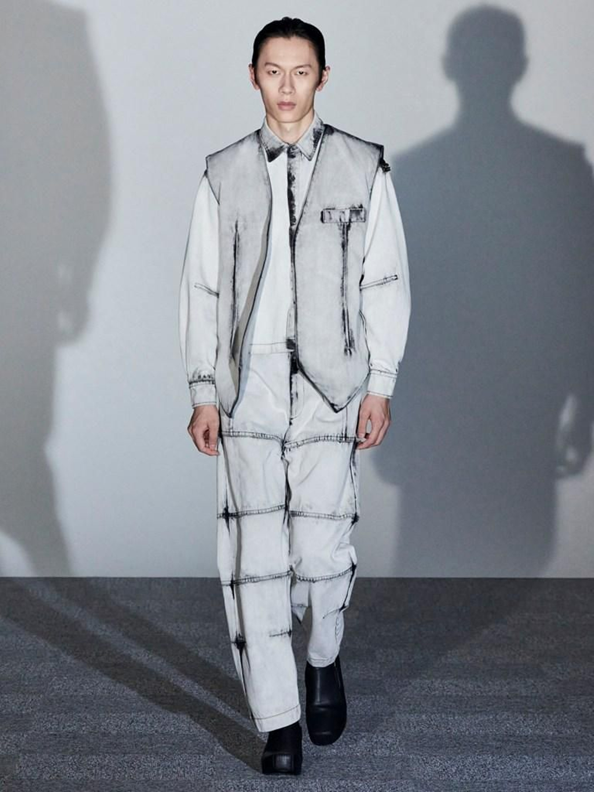 Xander Zhou