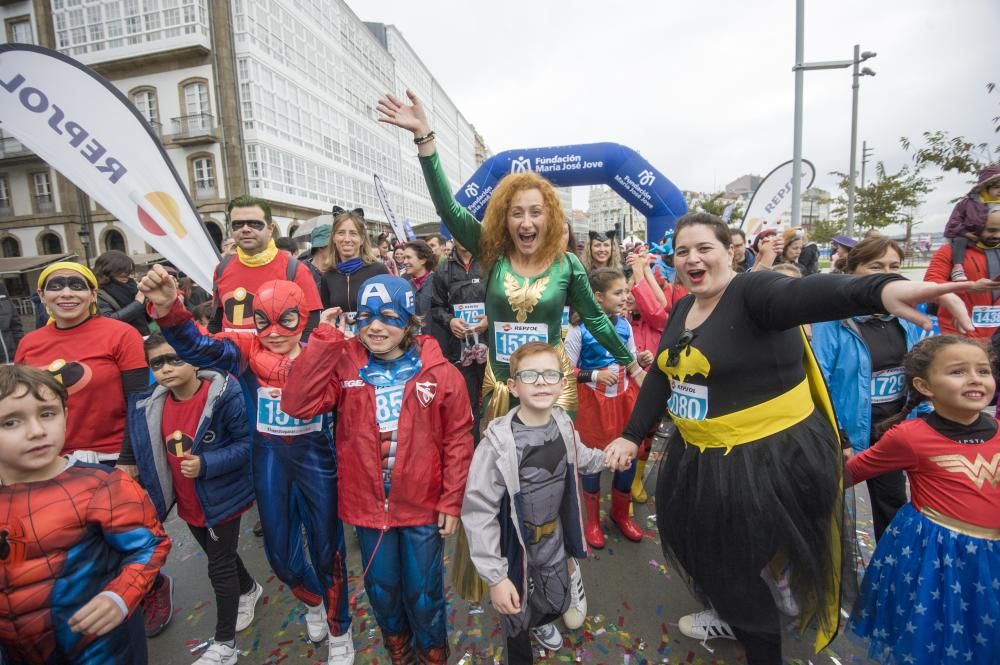 Más de 9.000 personas participan en la sexta Carrera ENKI en A Coruña.