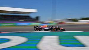 Max Verstappen, al frente en los primeros libres de Silverstone