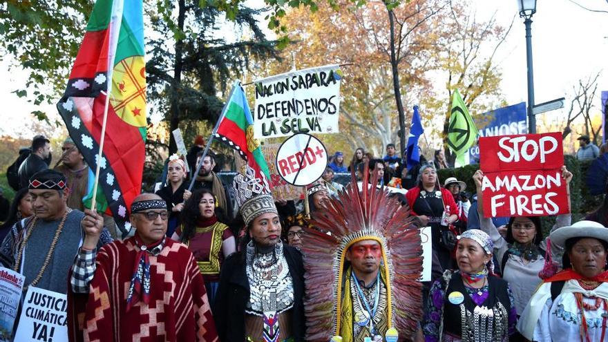 Multitudinaria marcha por el clima en Madrid