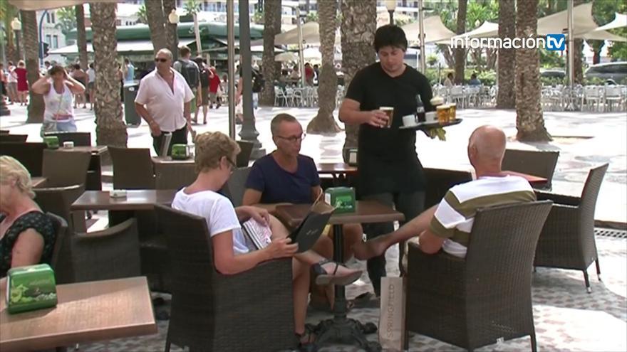 El fin de la temporada alta acaba con 4716 puestos de trabajo