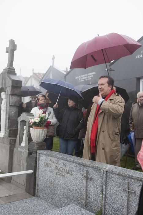 Homenaje en memoria de José Maldonado en el cementerio de La Espina, Salas