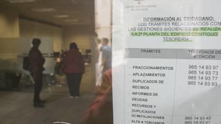 Bellido dice que recortar  el presupuesto «es un ataque  al bienestar de los alicantinos»