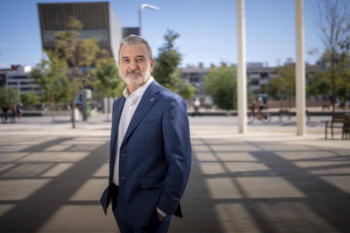 Collboni visita el nuevo parque de Glòries