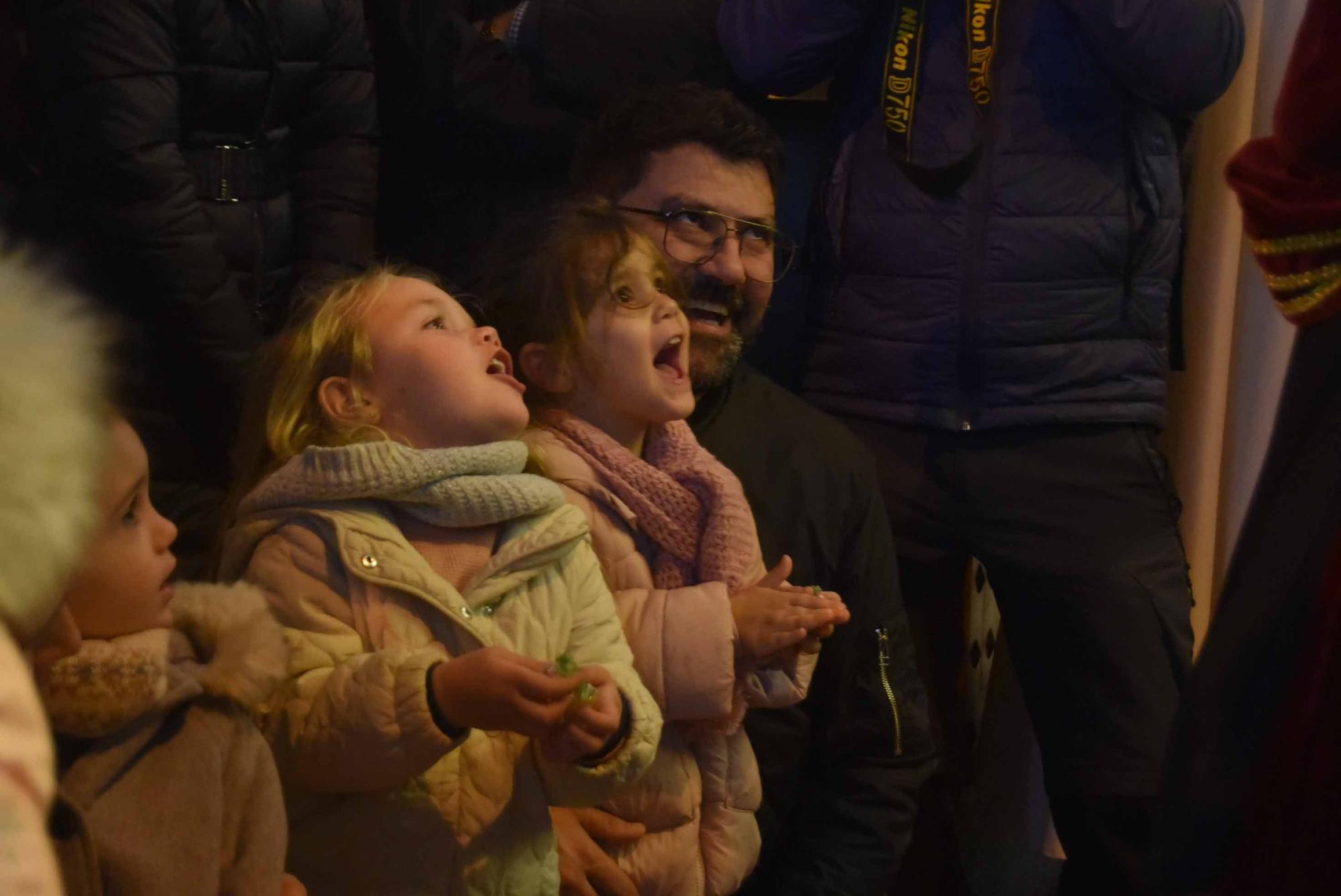 Mira aquí la galería de fotos completa de los Reyes Magos en Santa Eulària