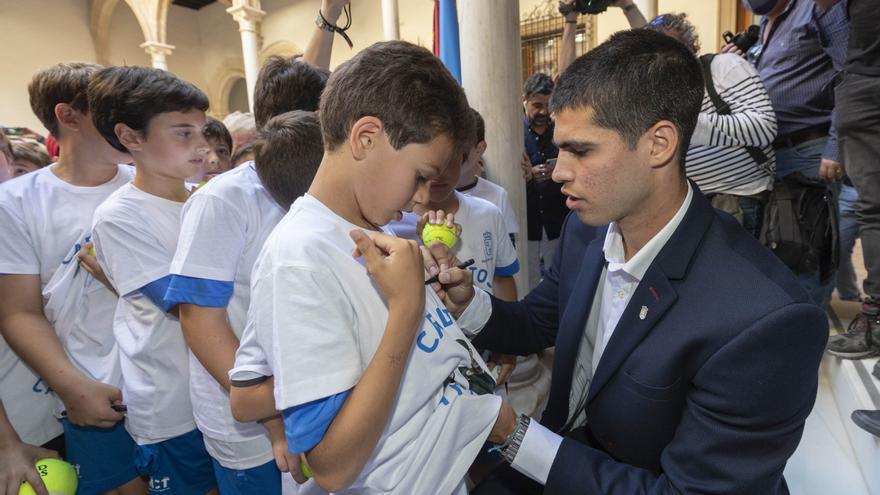 Carlos Alcaraz debutará el domingo en Roland Garros contra Juan Ignacio Lóndero