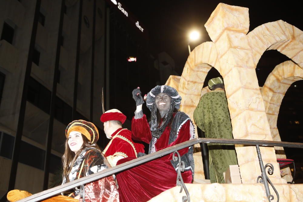 Cabalgata de los Reyes Magos en Alicante.