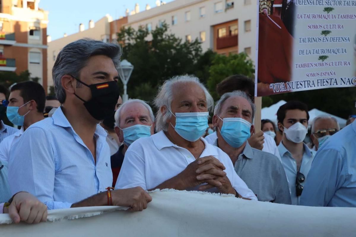 Manifestación de aficionados y profesionales taurinos por Córdoba