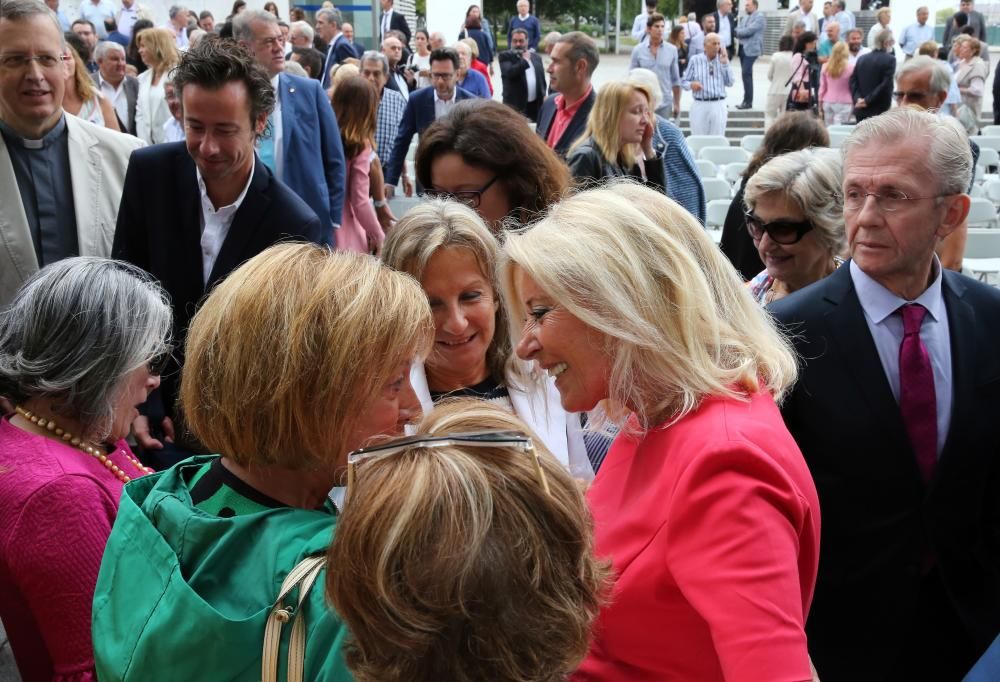 Corina Porro toma posesión como delegada de la Xunta.