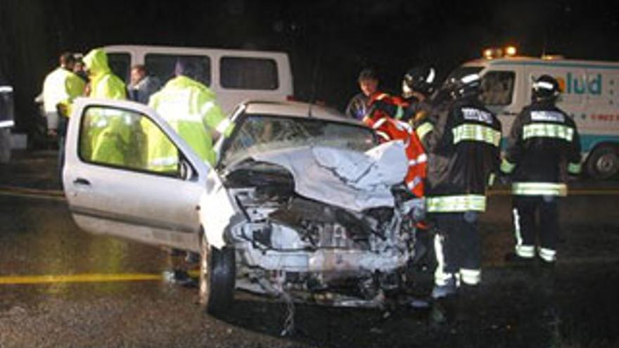 Mueren 15 personas en las carreteras durante el fin de semana