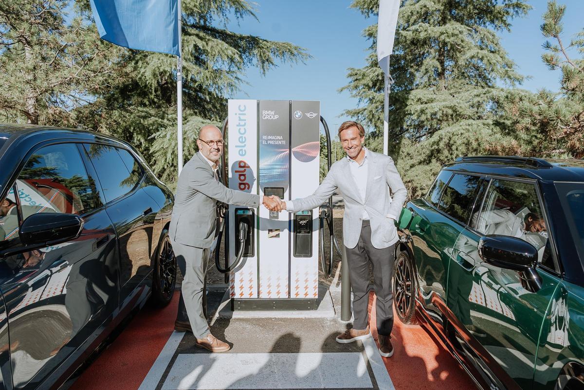 BMW inaugura el mayor parque de recarga de coches eléctricos de toda la Península