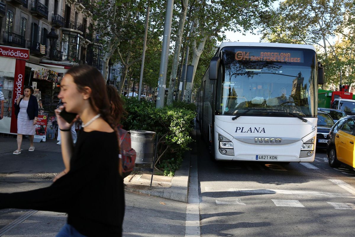 El pla afectarà 51 empreses que exploten unes 850 línies El pla afectarà 51 empreses que exploten unes 850 línies