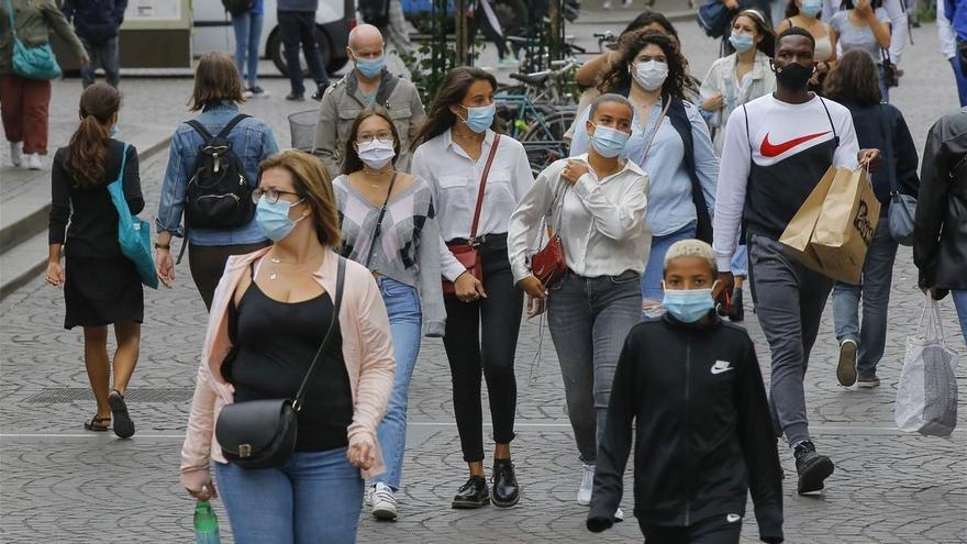 La mascarilla se vuelve obligatoria en todo París