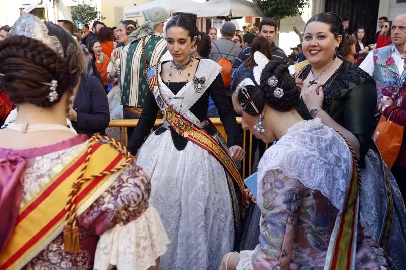 La Diputació de València recibe a las comisiones falleras