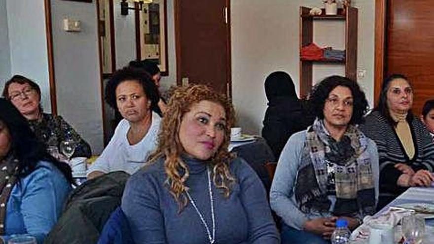 Un grupo de mujeres en una de las acciones del programa de inmigrantes.