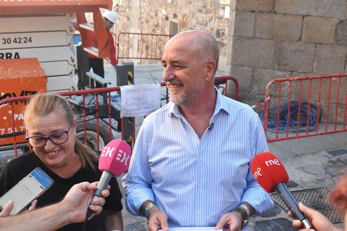 Galería | Así es la pequeña corona de la Virgen del Arco de la Estrella de Cáceres
